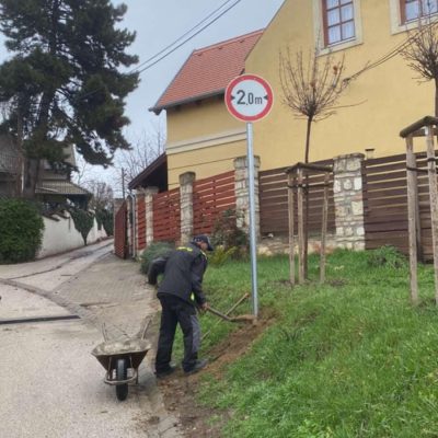 KRESZ tábla kihelyezés