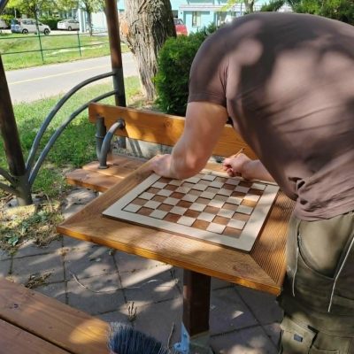 Lakótelepi park sakkasztal felújítása