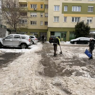 lakótelepi járdák, parkolók (2)